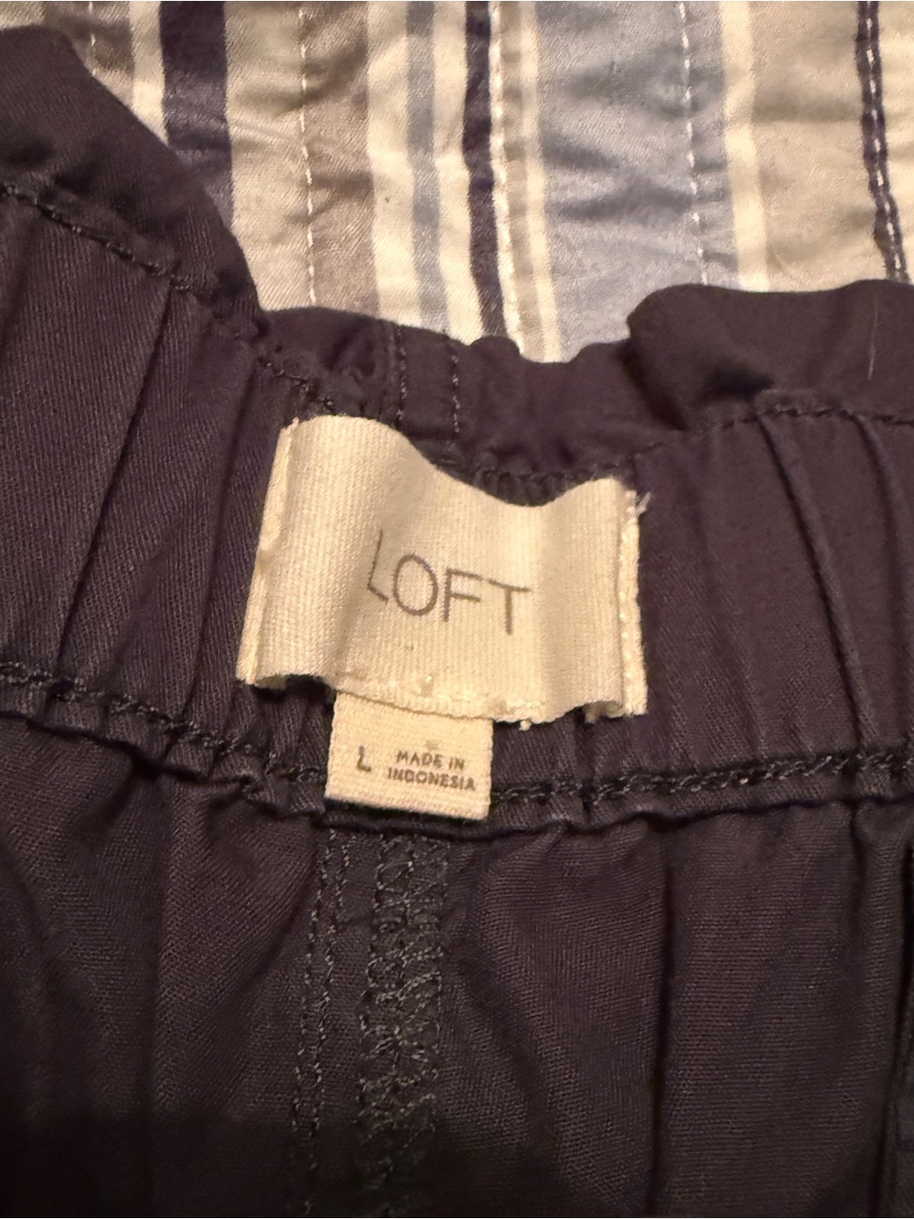 LOFT Charcoal Drawstring Wide-Leg Ankle Pants - Picture 5 of 6